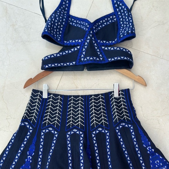 Stunning BCBG Maxazria set ! - Picture 3 of 3